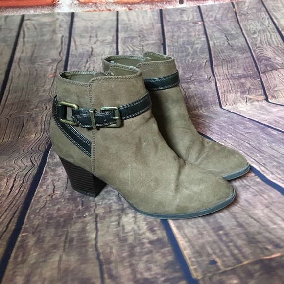 Express Booties - Picture 2 of 4